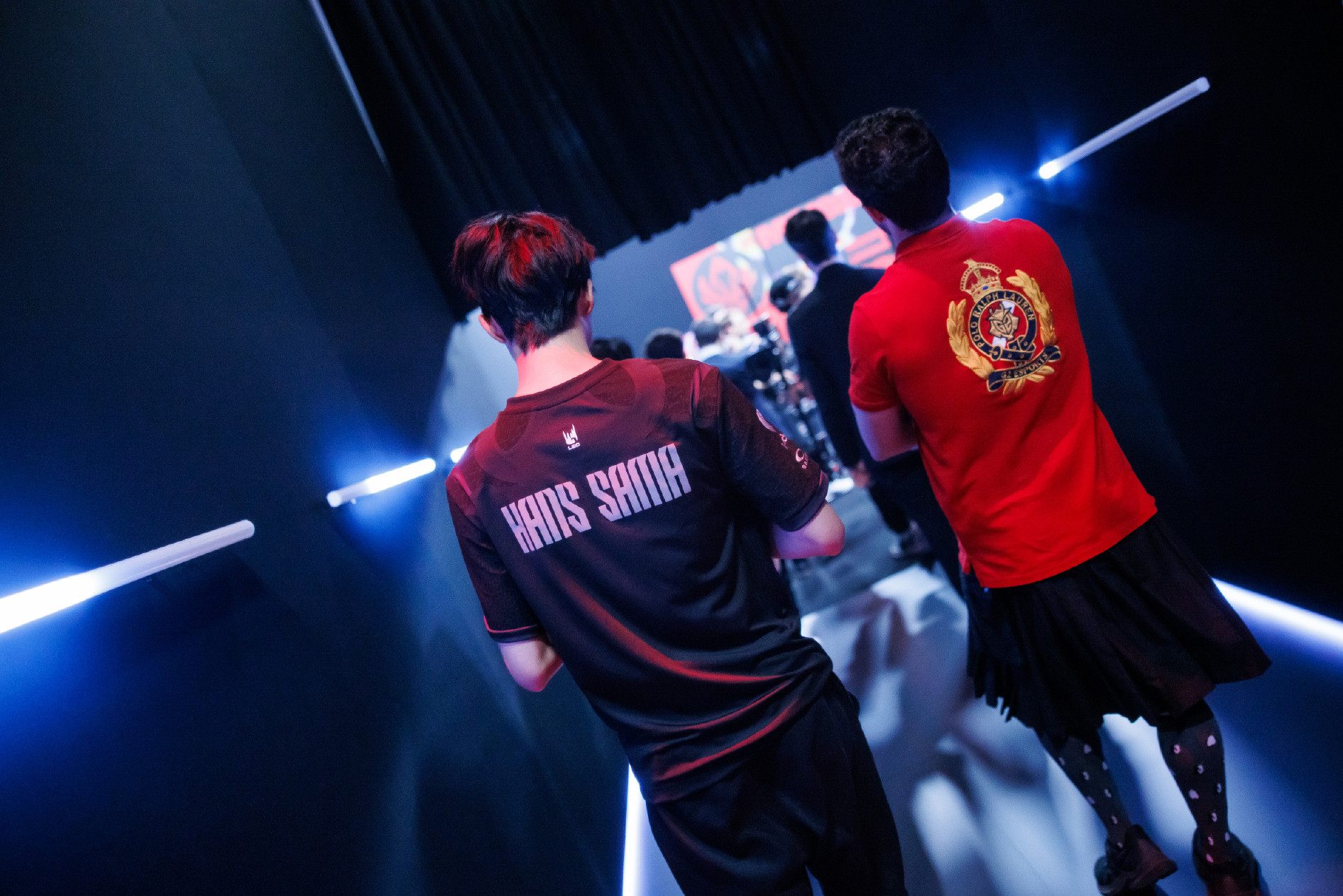 关于FPX爆冷TL，Hanssama关键制胜的信息