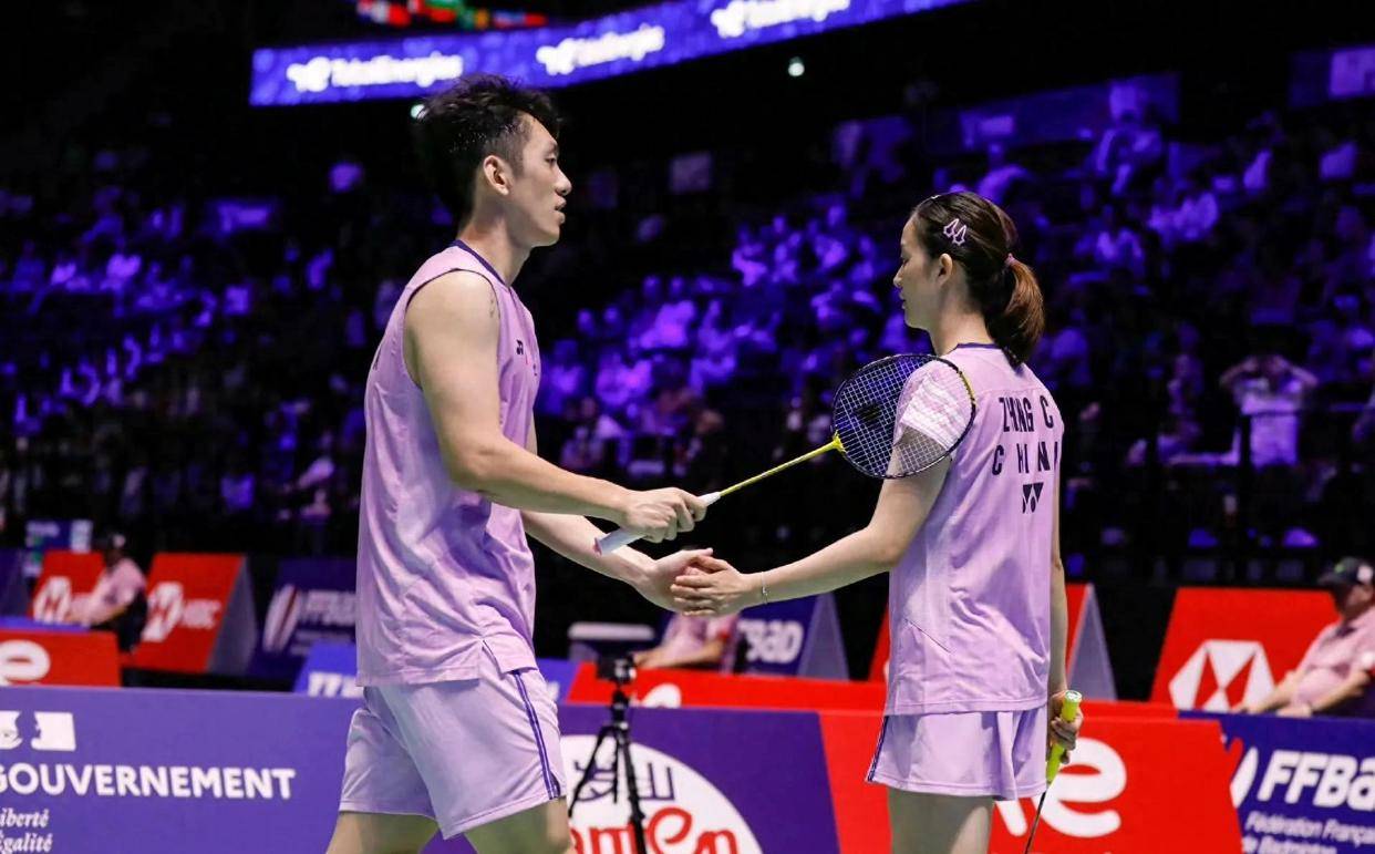 包含中国羽毛球队碾压泰国羽毛球队，辛杜绝境逆转的词条