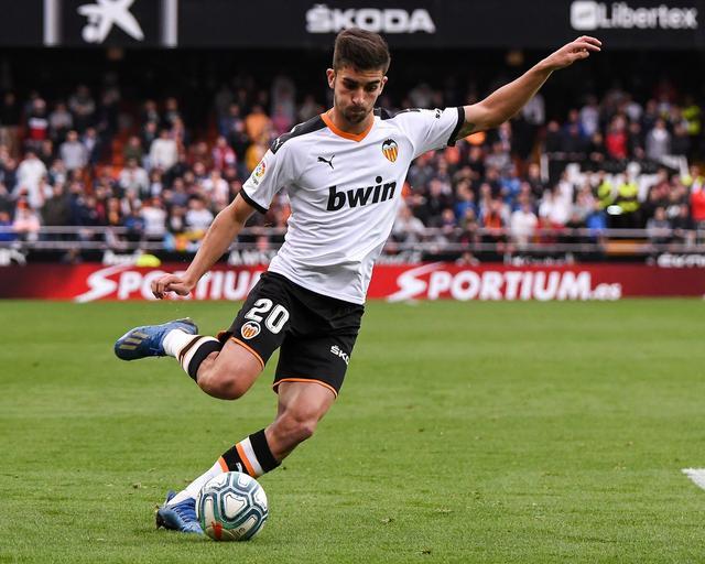 关于尤文横扫德国，费兰·托雷斯送出助攻的信息