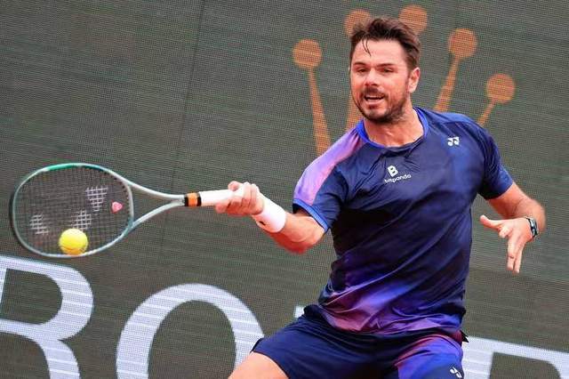 包含日本网球队横扫欧洲网球队，瓦林卡打破历史纪录的词条