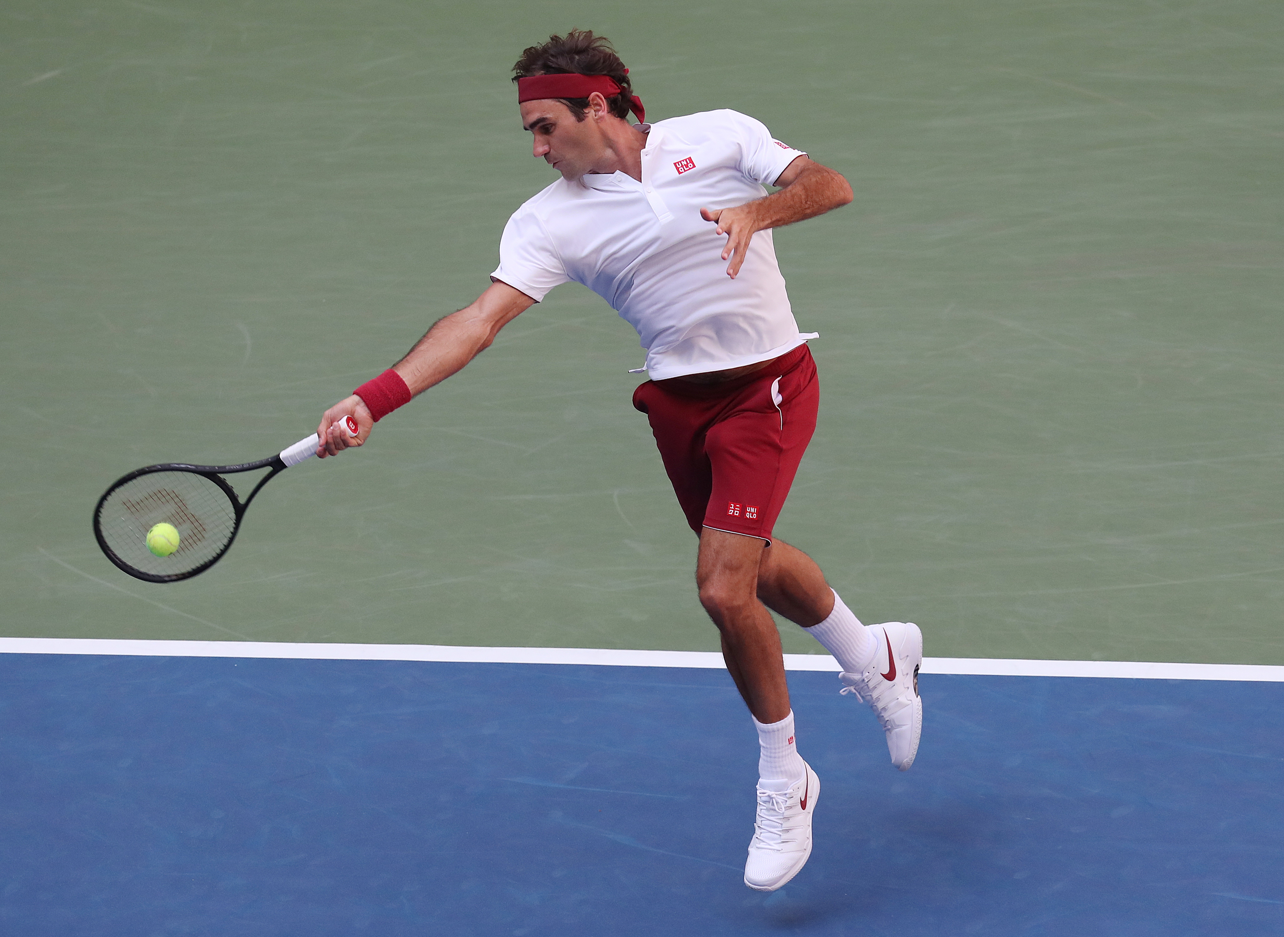 包含英国网球队强势美国网球队，费德勒关键制胜的词条