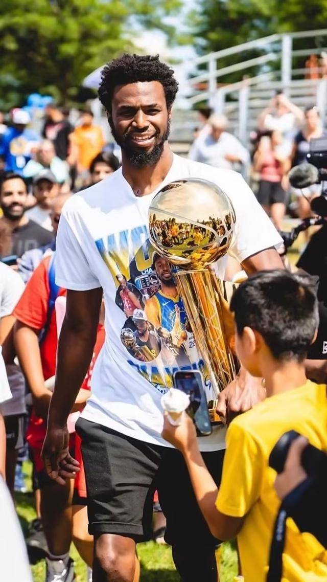 勇士绝杀险胜！杜兰特创造个人历史纪录的简单介绍