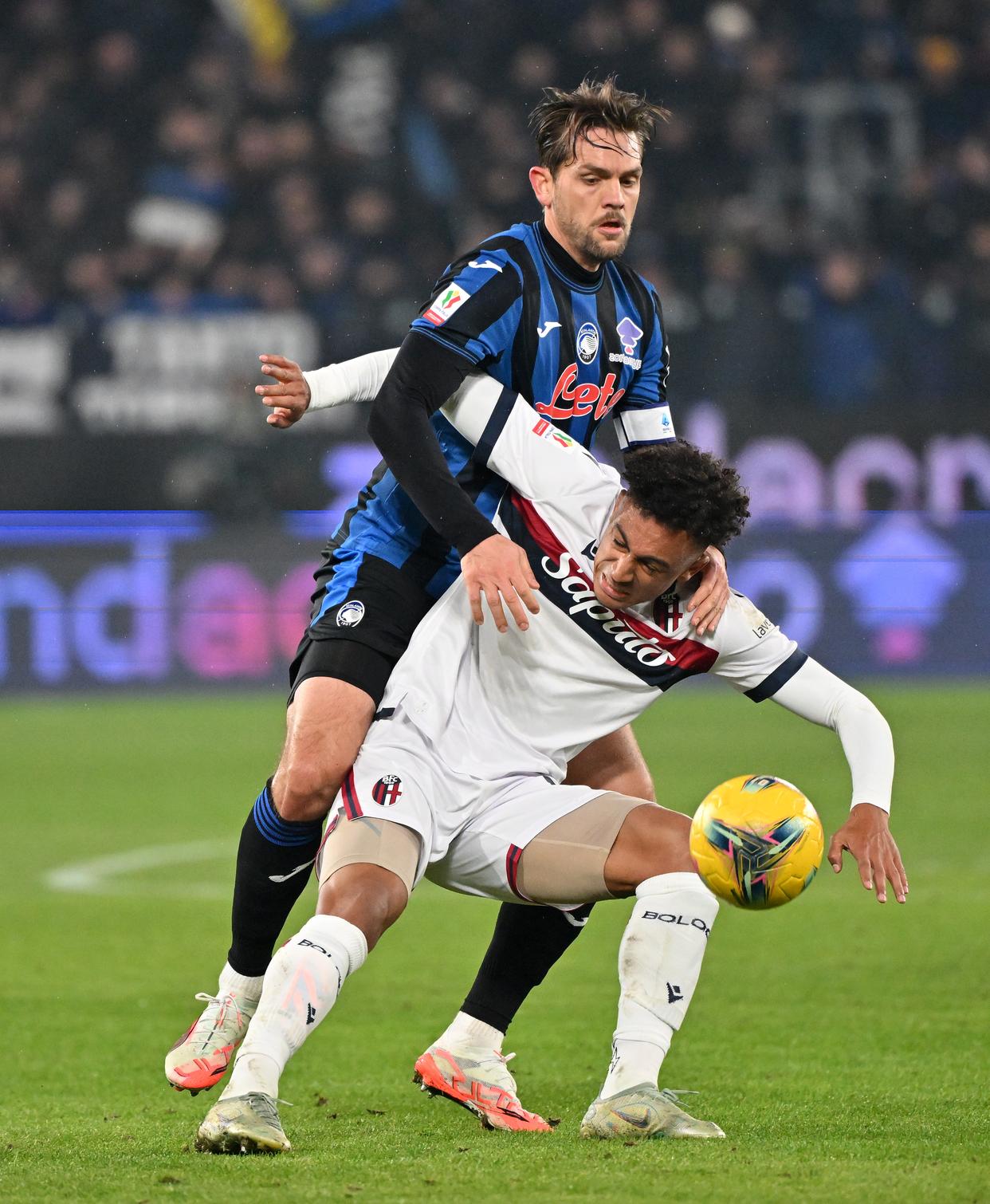 包含罗马主场战平博洛尼亚,争冠希望一线的词条 包含罗马主场战平博洛尼亚,争冠希望一线的词条