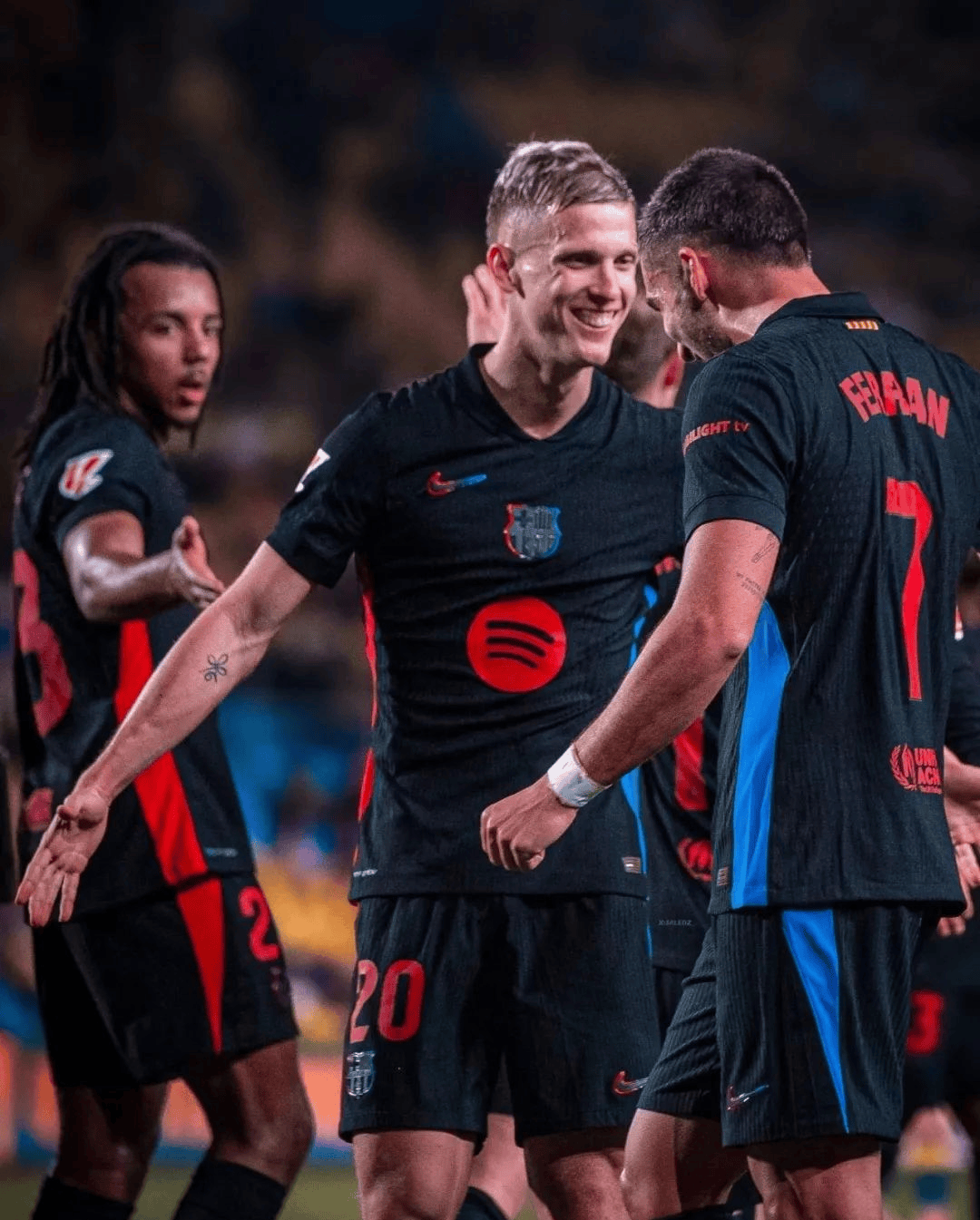 包含弗赖堡队员表示必须稳住局势，迎接下一场比赛的词条