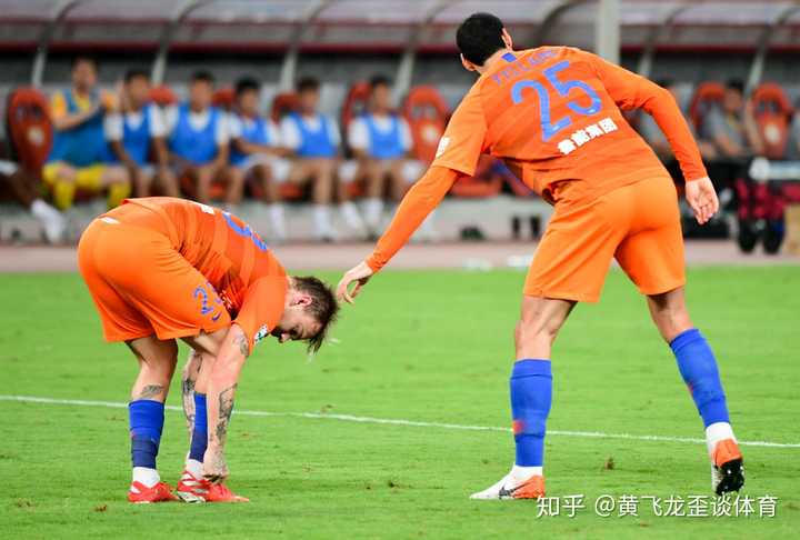 山东鲁能客场胜重庆斯威，取得关键胜利的简单介绍