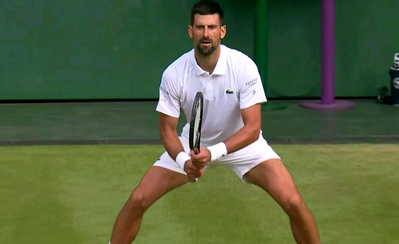 关于美网绝杀拉沃尔杯，德约科维奇点燃赛场的信息