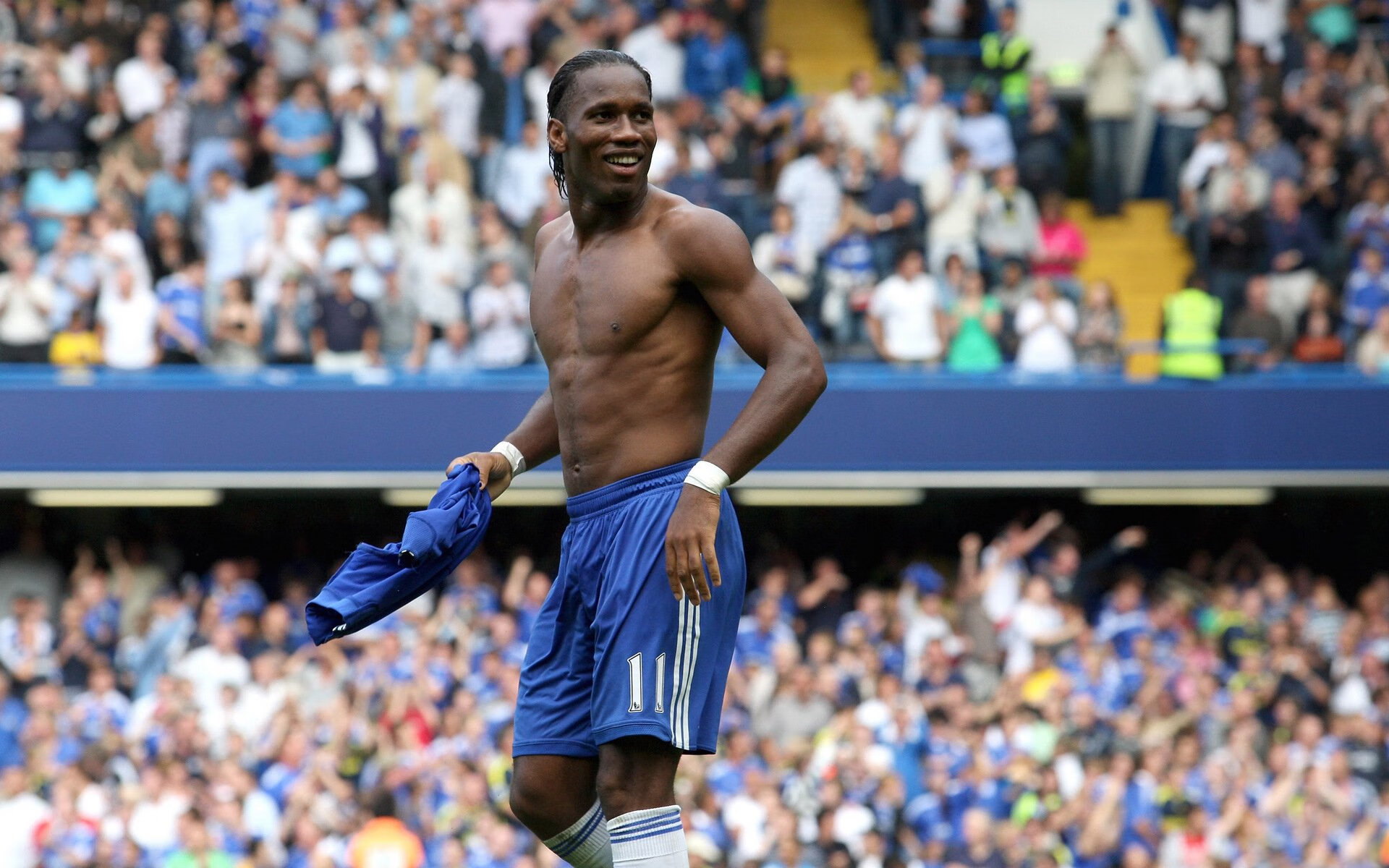 王者归来！桃田贤斗点燃赛场，日本队碾压泰国队展霸主风范