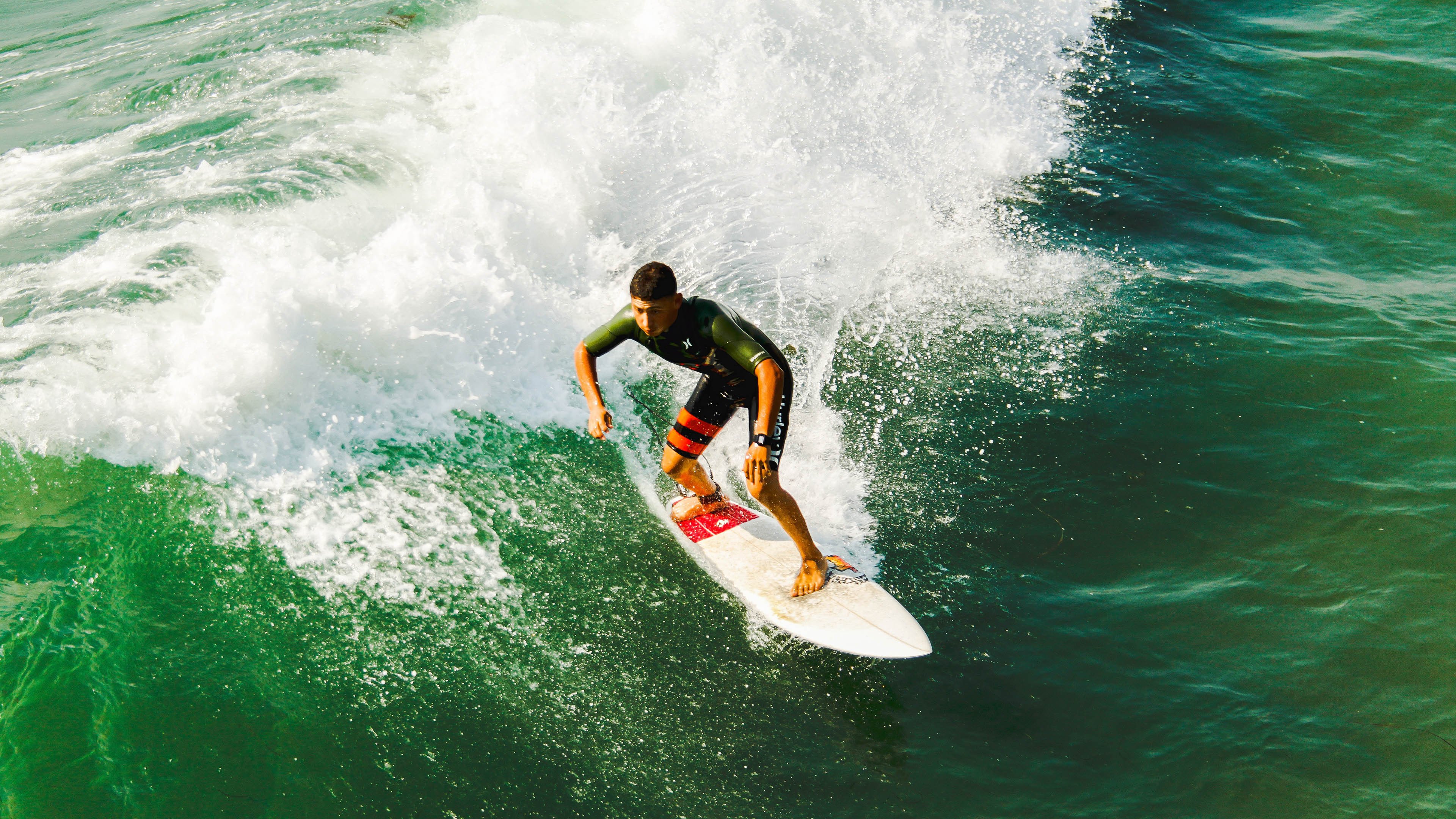 唯一性之战，湖人横扫掘金，利拉德点燃赛场的不朽传奇
